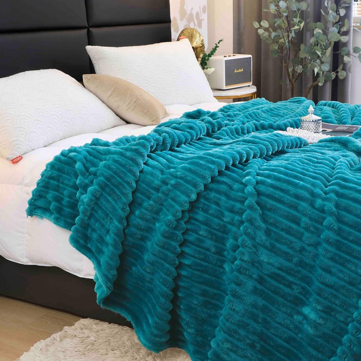 Patura Cocolino Pufoasa, 200x230cm, Efect 3D, Albastru