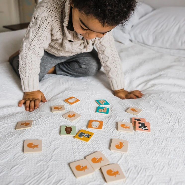 Детска мемори игра Orange Tree Toys Горски животни, Дърво, +3г - eMAG.bg