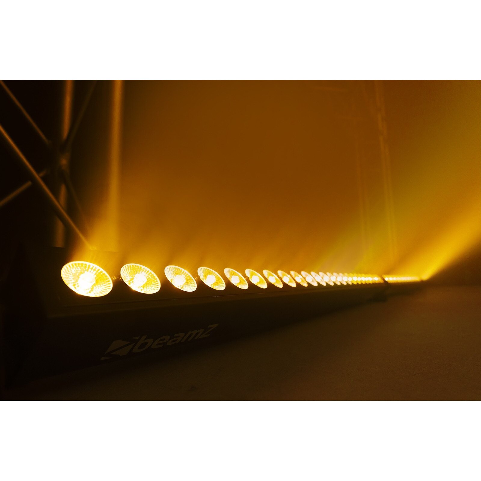 Bara LED, 24x 6W, LED 6-in-1, DMX, BeamZ LCB246 - eMAG.ro