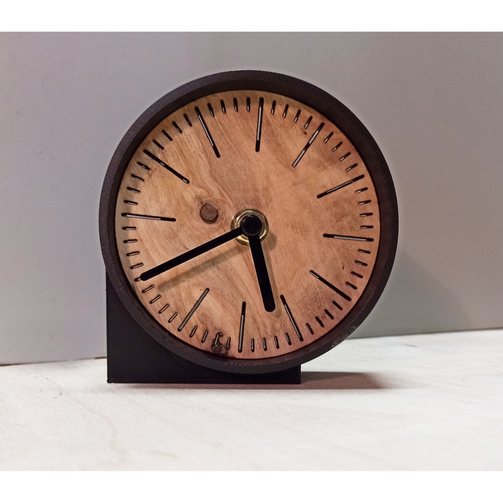 Ceas rotund mic din lemn pentru agatat pe perete/birou