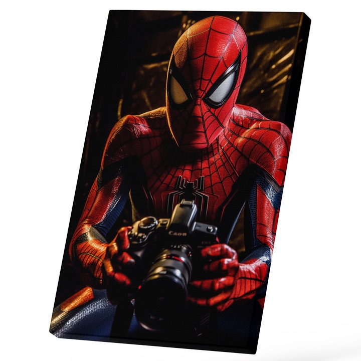Tablou Canvas Cu Super Erou SpiderMan, Camera Foto In Mana, Full Body, Desene Animate, Super Puteri, Iubitorii De Filme Marvel, 25x40 cm, Multicolor