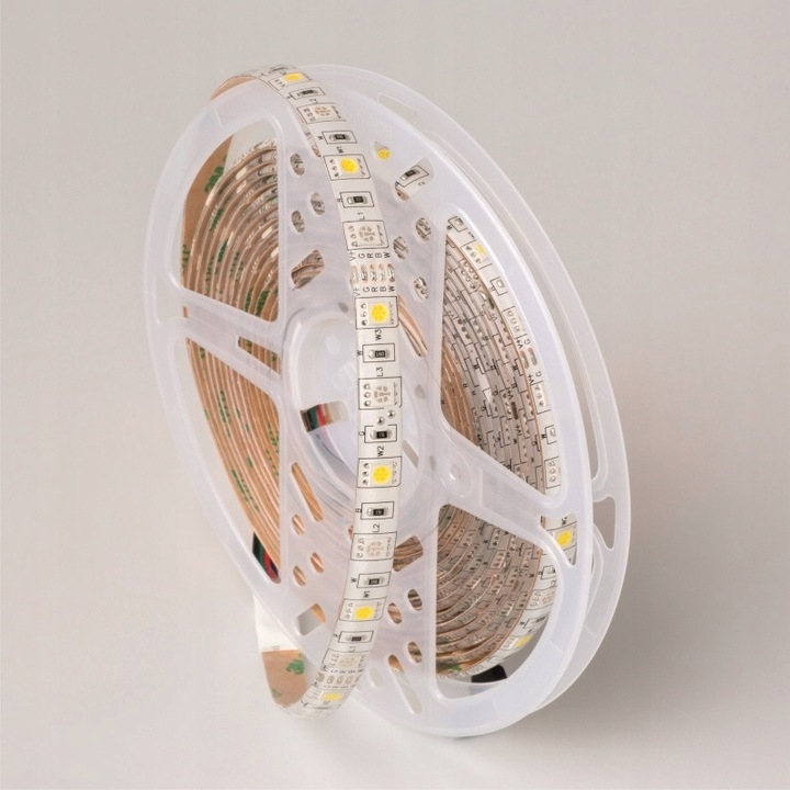 Banda LED RGB + CW 5050 5m 12V 72W, 300 diode, IP20