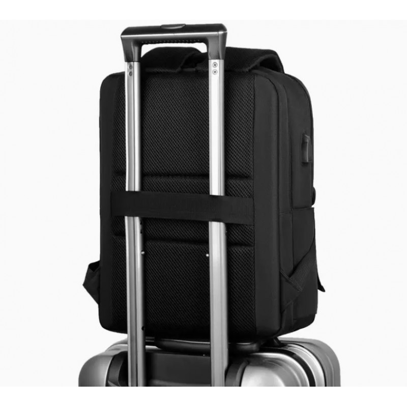 Rucsac Jayden pentru laptop, Poliester, Port de incarcare USB, Rezistent la apa, 15.6 inch, Negru