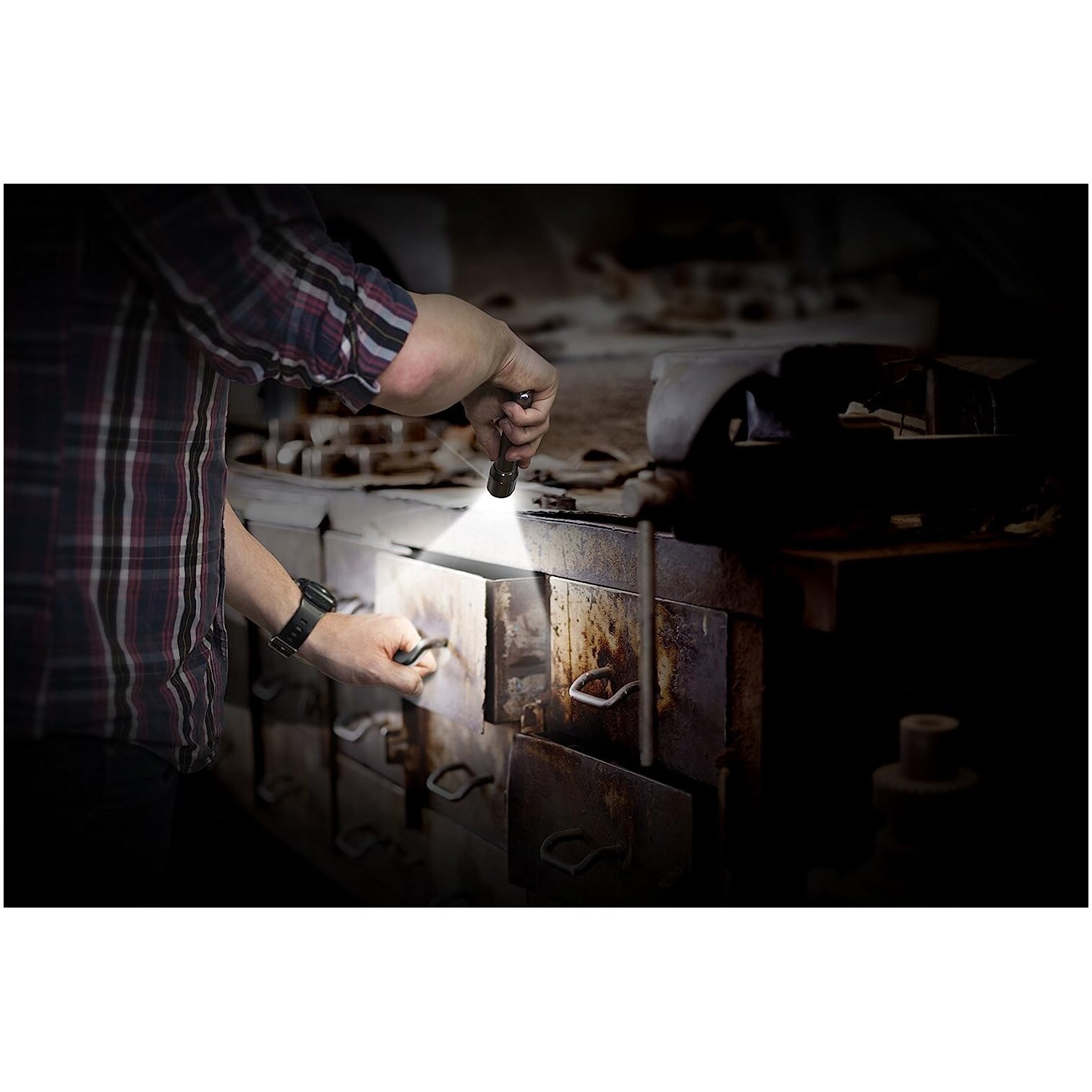 Lanterna LED Energizer LED Vision HD, 400 lm, 7 moduri de