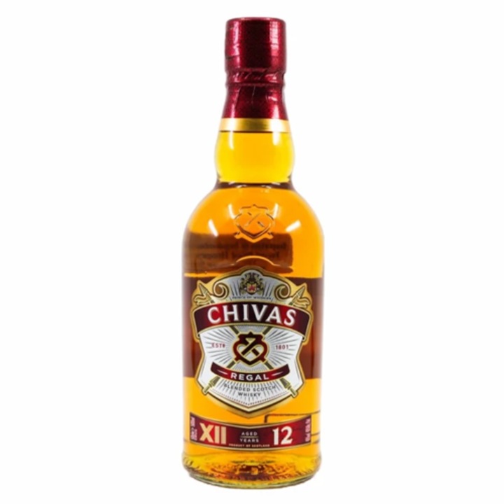 Chivas Regal 12 éves Skót Blended Whisky 40%, 0.5l