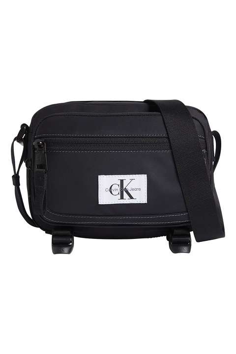 CALVIN KLEIN JEANS, Keresztpántos táska logós foltrátéttel, Fekete