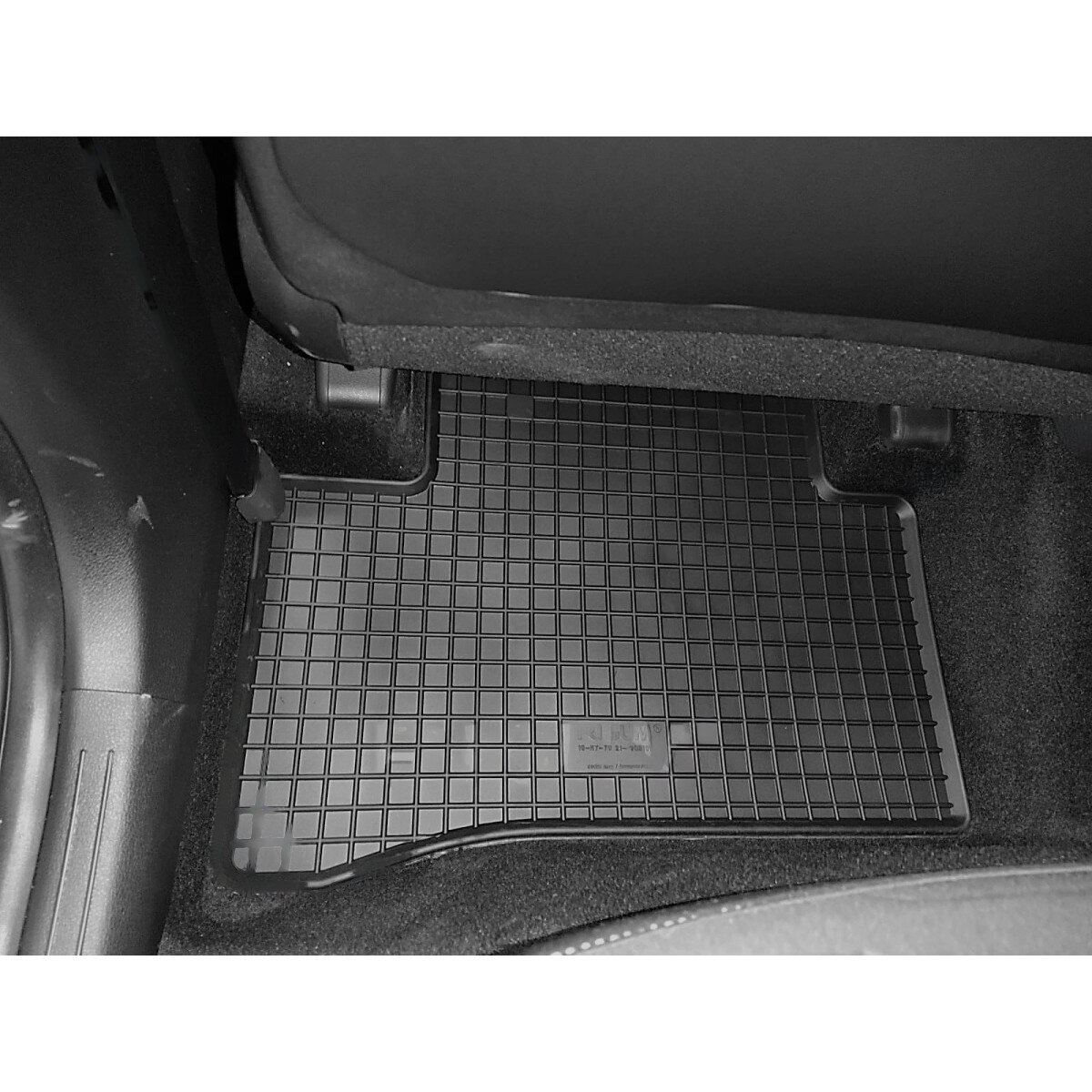 teileplus24 AL136 Achterbumperprotector gemaakt van teileplus24 AL136 Achterbumperprotector gemaakt van