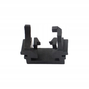 Becuri si sigurante auto