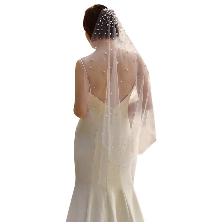 Voal de mireasa lung pana la degete, rotund, presarat cu margelute albe si cristale V135 Ivoire