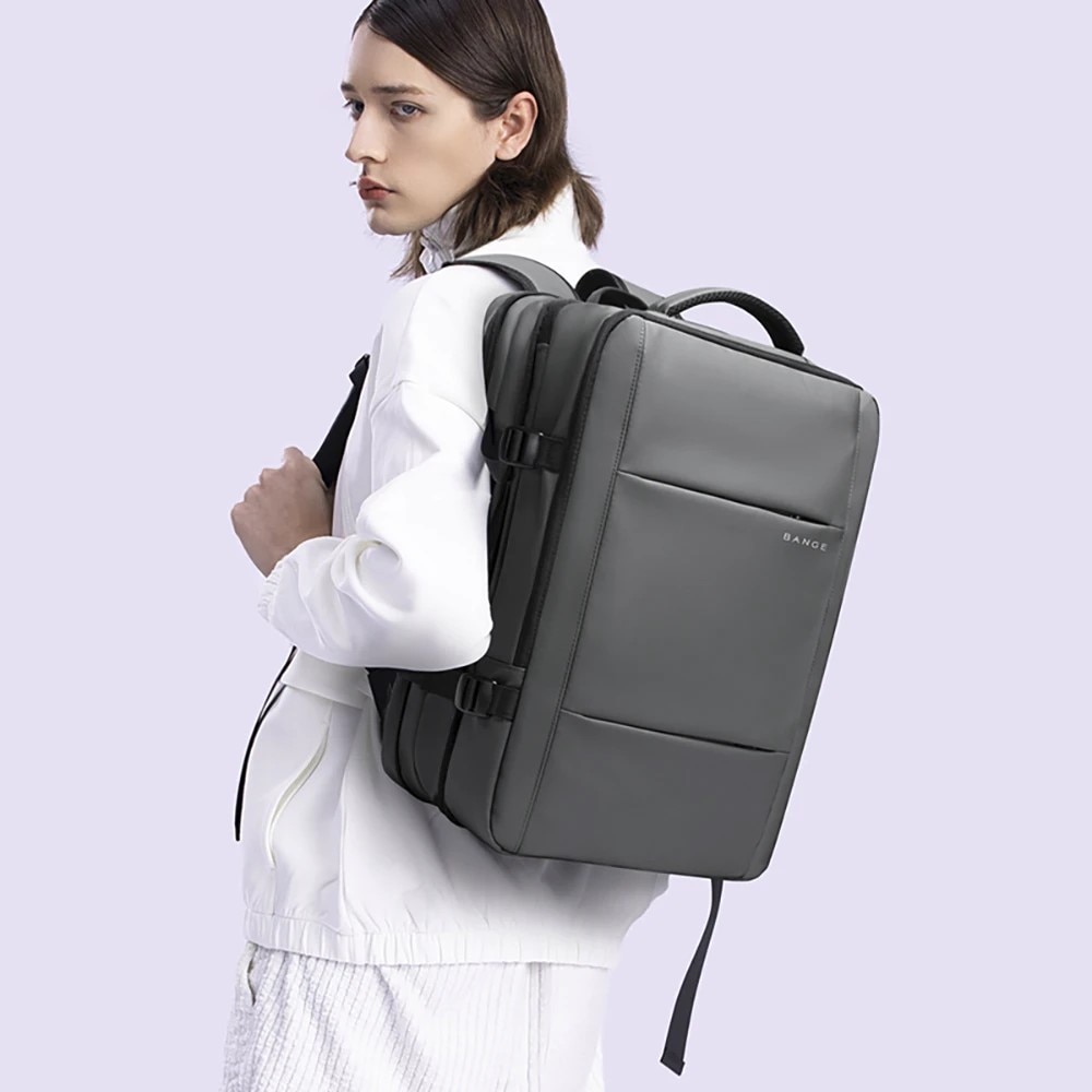 Rucsac laptop 15.6", pentru calatorii, impermeabil, expandabil pana la 37 L, cu port de incarcare USB, BANGE, 44x30x16 cm, Gri