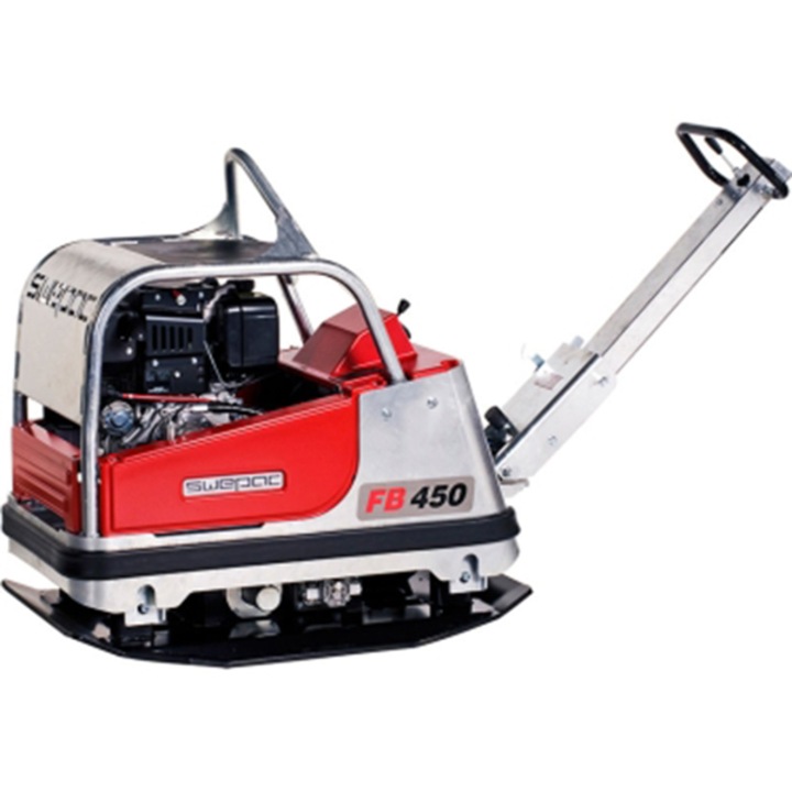 Megfordítható dízelmotoros tömörítőlemez, SWEPAC FB450, tömeg 445 kg, teljesítmény 9,5 LE, ütőerő 60 kN, munkaszélesség 700 mm, Yanmar L100 motor