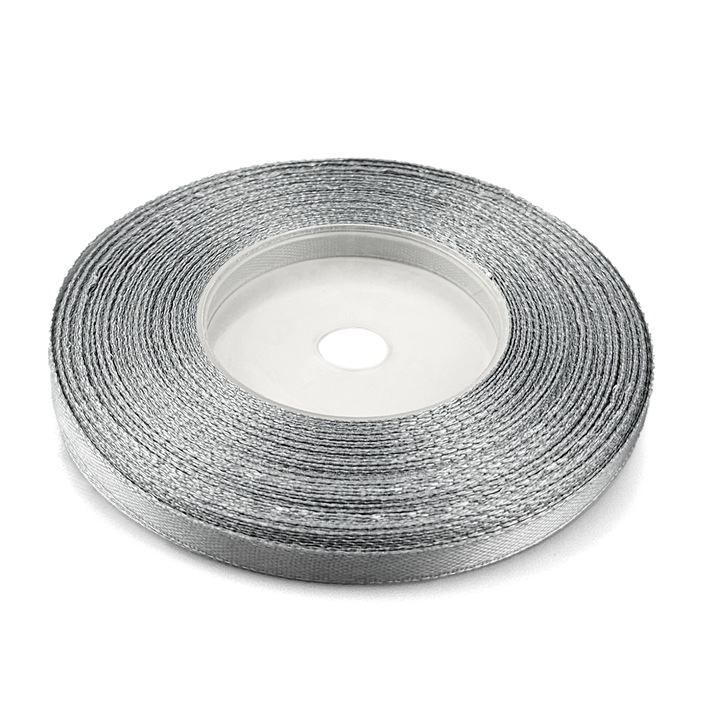Prémium szatén szalag, Netuno, 6mm, 32m, ezüst színű, fényes felülettel, elegáns dekorációkhoz, ajándékcsomagoláshoz és kézműves projektekhez tökéletes, poliészter anyag, műanyag tekercsen
