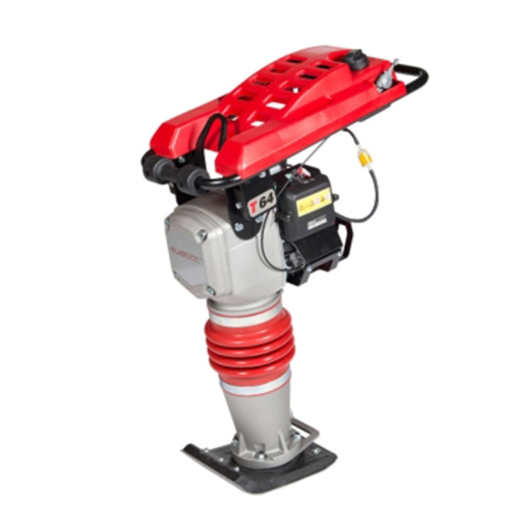 Benzines tömörítő, SWEPAC T64, tömeg 64 kg, teljesítmény 3,6 LE, ütőerő 17 kN, munkaszélesség 230 mm, Honda GXR120 motor