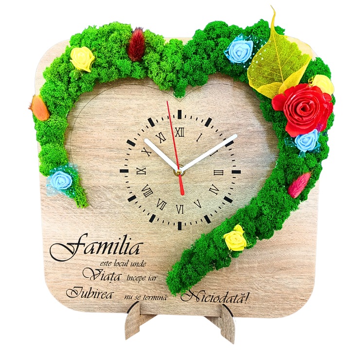 Ceas decorativ perete cu licheni stabilizati naturali, personalizat cu mesaj standard gravat laser "Familia este locul unde viata...", pentru frate, sora, mama, fini, nasi, familie, prieteni, contine si suport birou, 30cm, maro