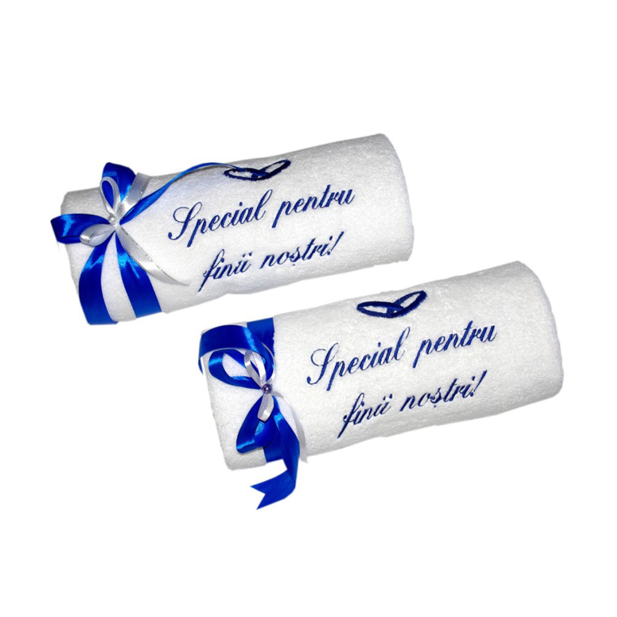 Set prosoape brodate pentru fini