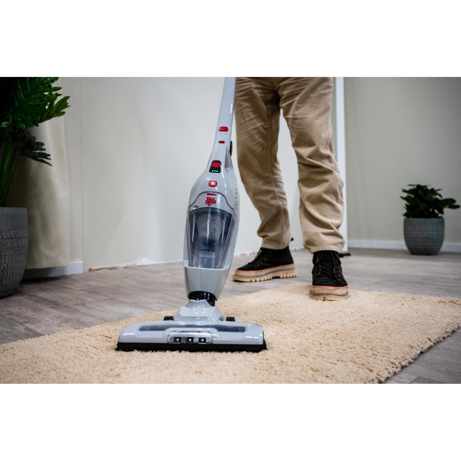 Aspiratorul vertical fara fir 2in1 Dirt Devil DD9007, 105W, 0.5l, 2 viteze, autonomie 38min, Alb