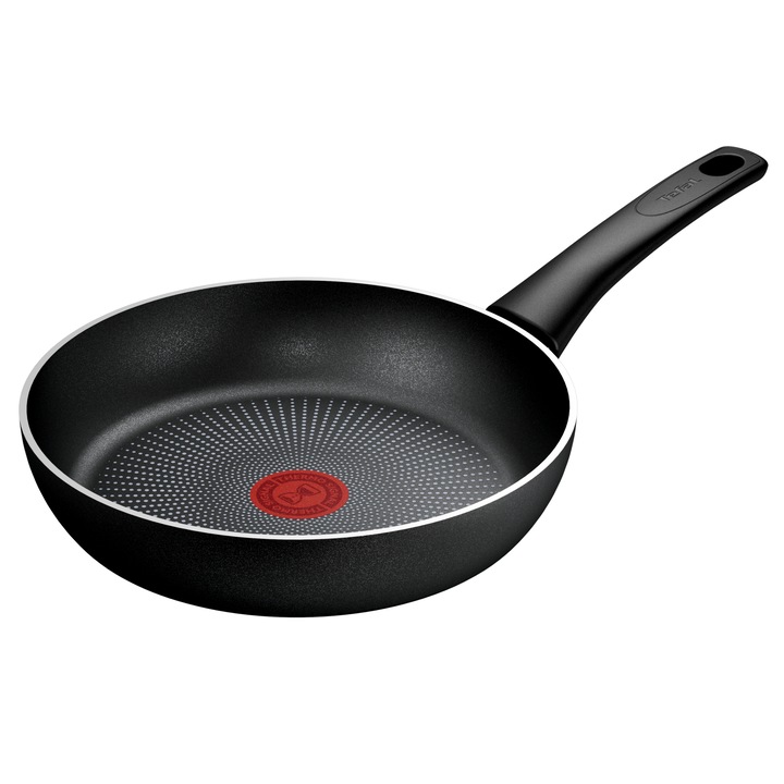 Тиган Tefal Force, Индикатор Thermo-Signal, Съвместим с индукция, Титаниево незалепващо покритие, 24 см, Черен