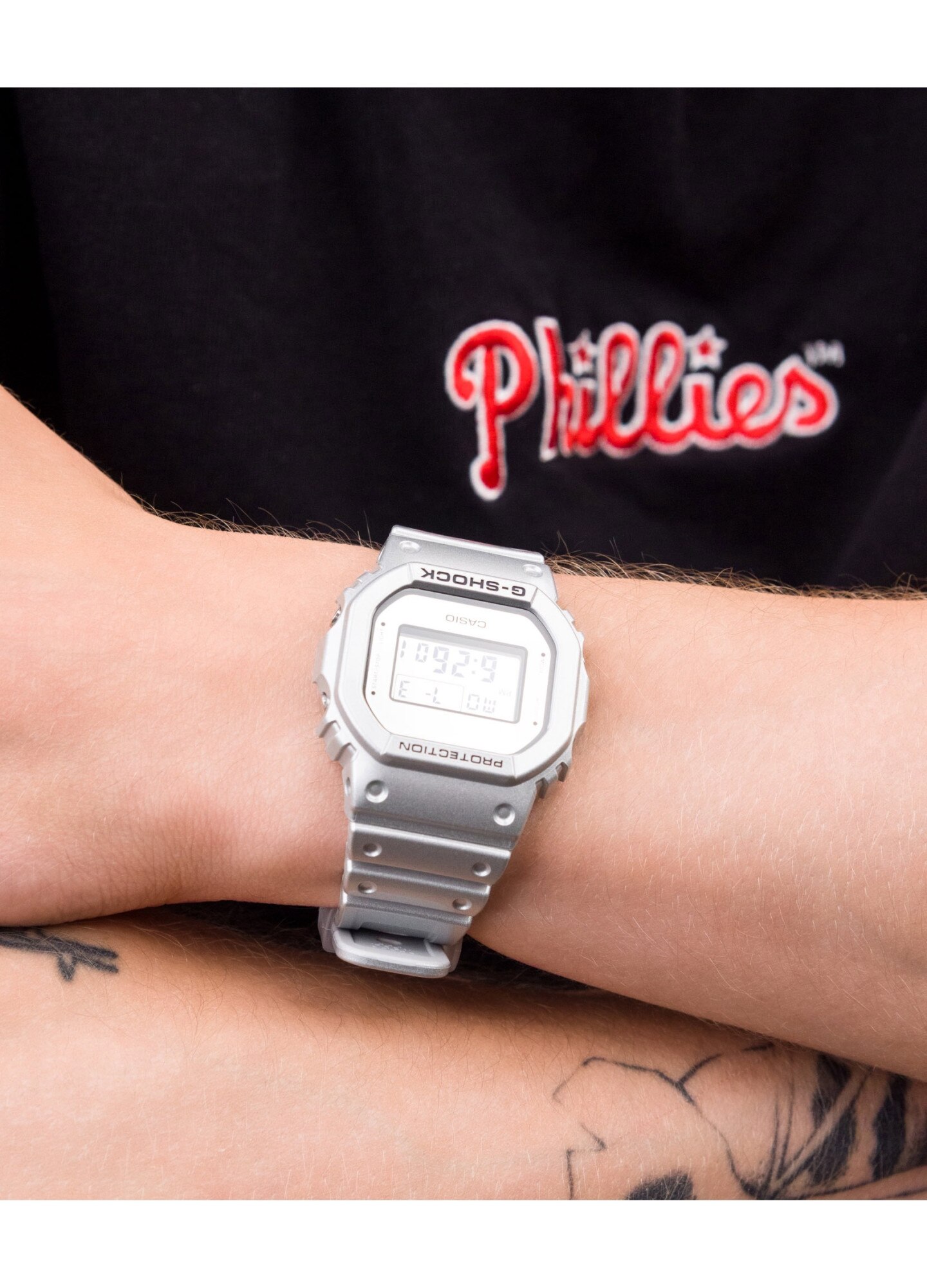 ceas-barbati-casio-g-shock-dw-5600ff-8e-emag-ro