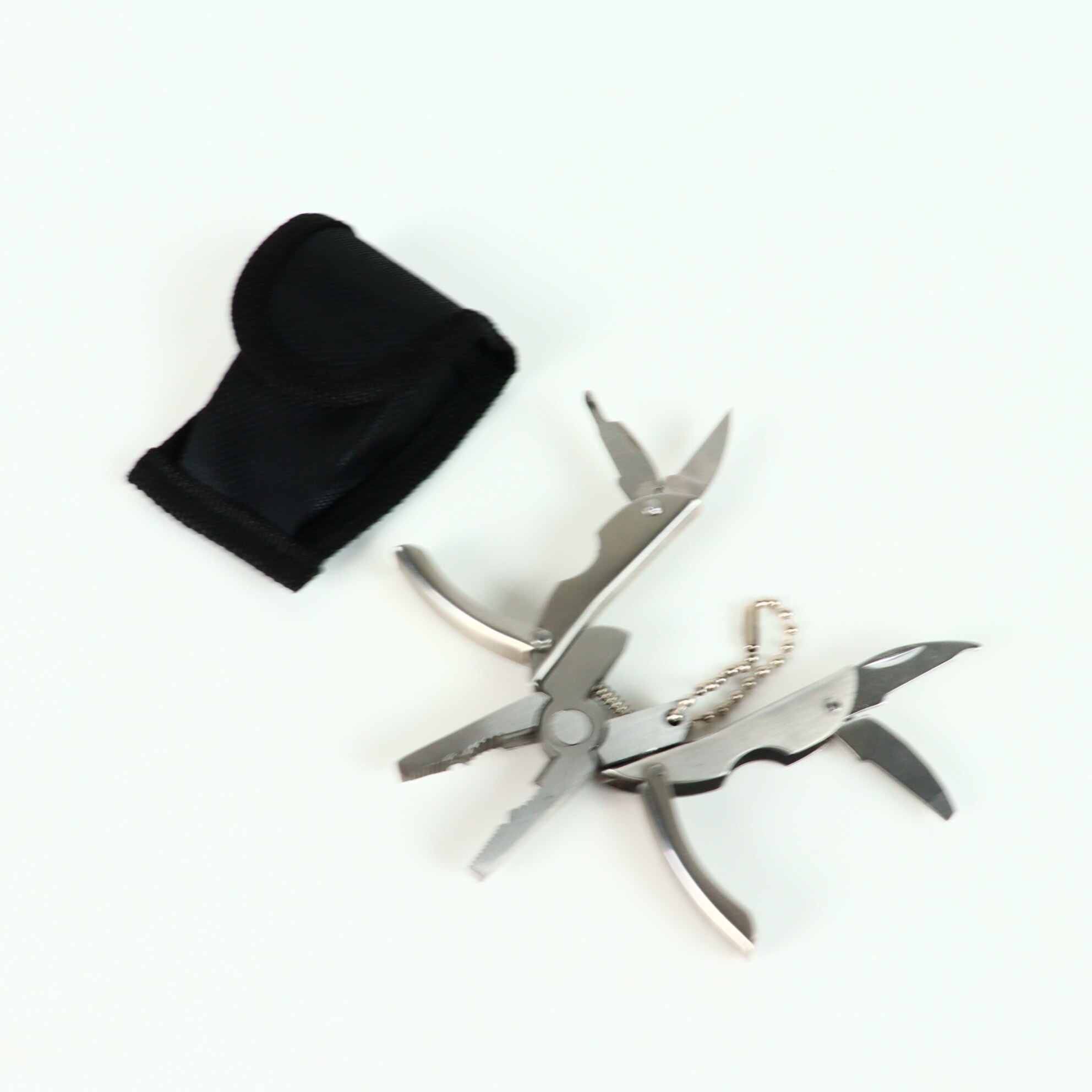 Kit autoaparare cleste multifunctional si spray piper paralizant