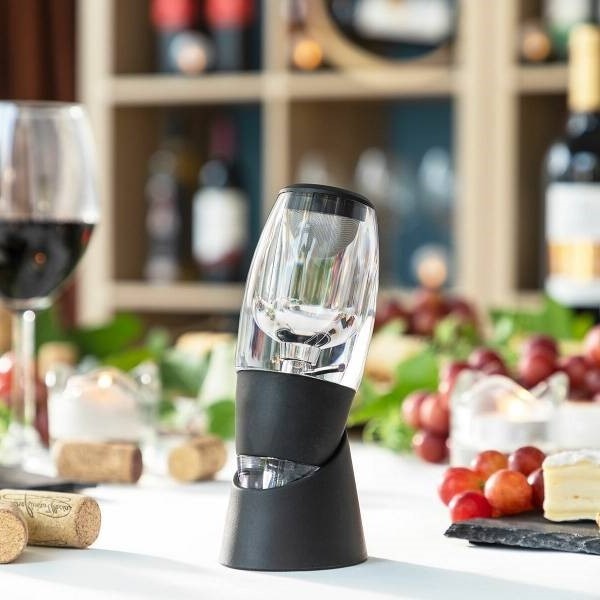 Set decantare vin, include aerator de vin cu filtru, stand si husa de ...