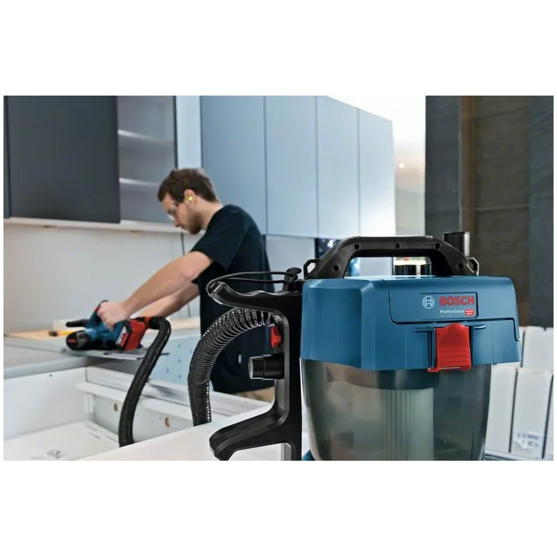 Aspirator cu filtrare prin apa, Bosch, 18V, Capacitate rezervor apa 6 l, Albastru
