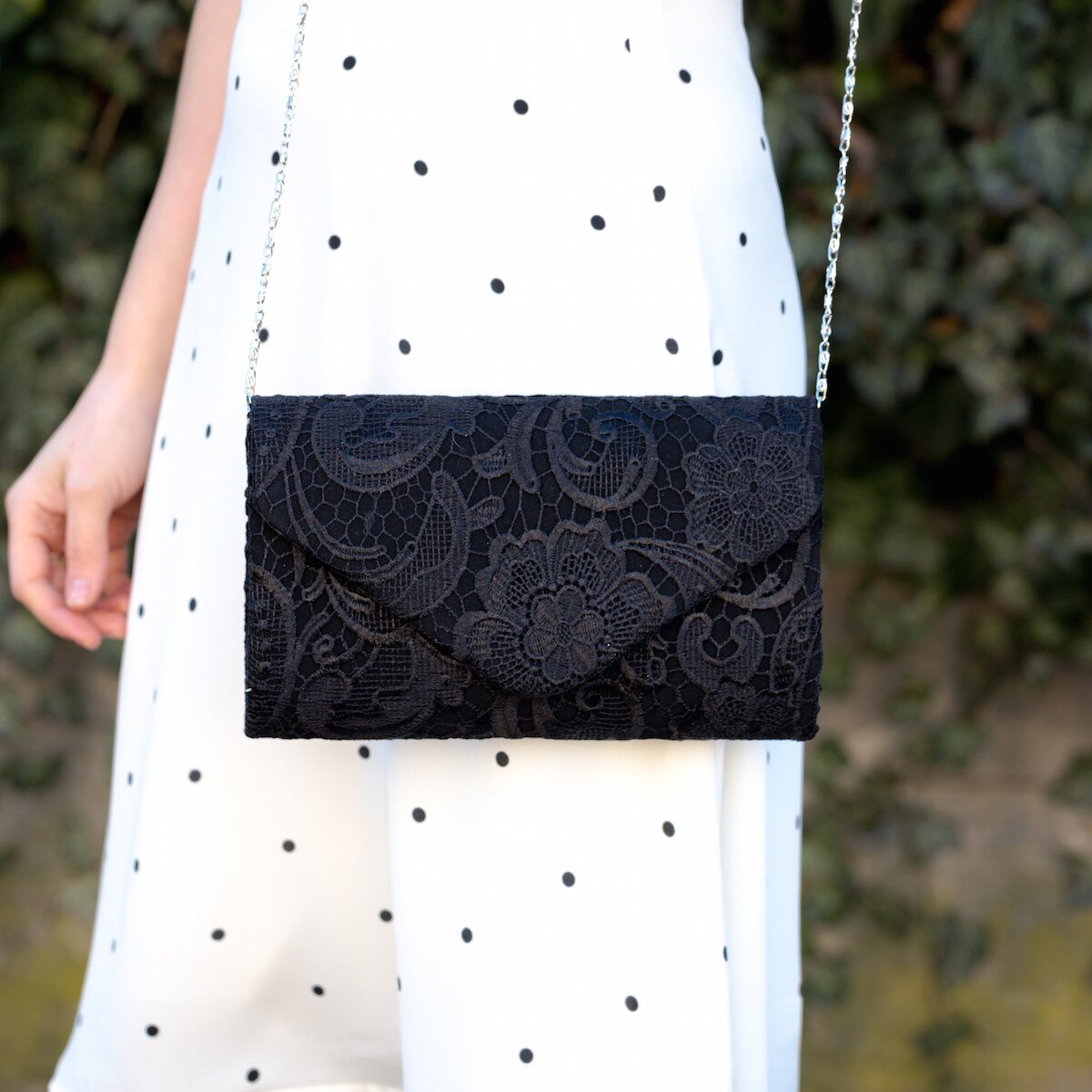 Plic de ocazie negru cu dantela