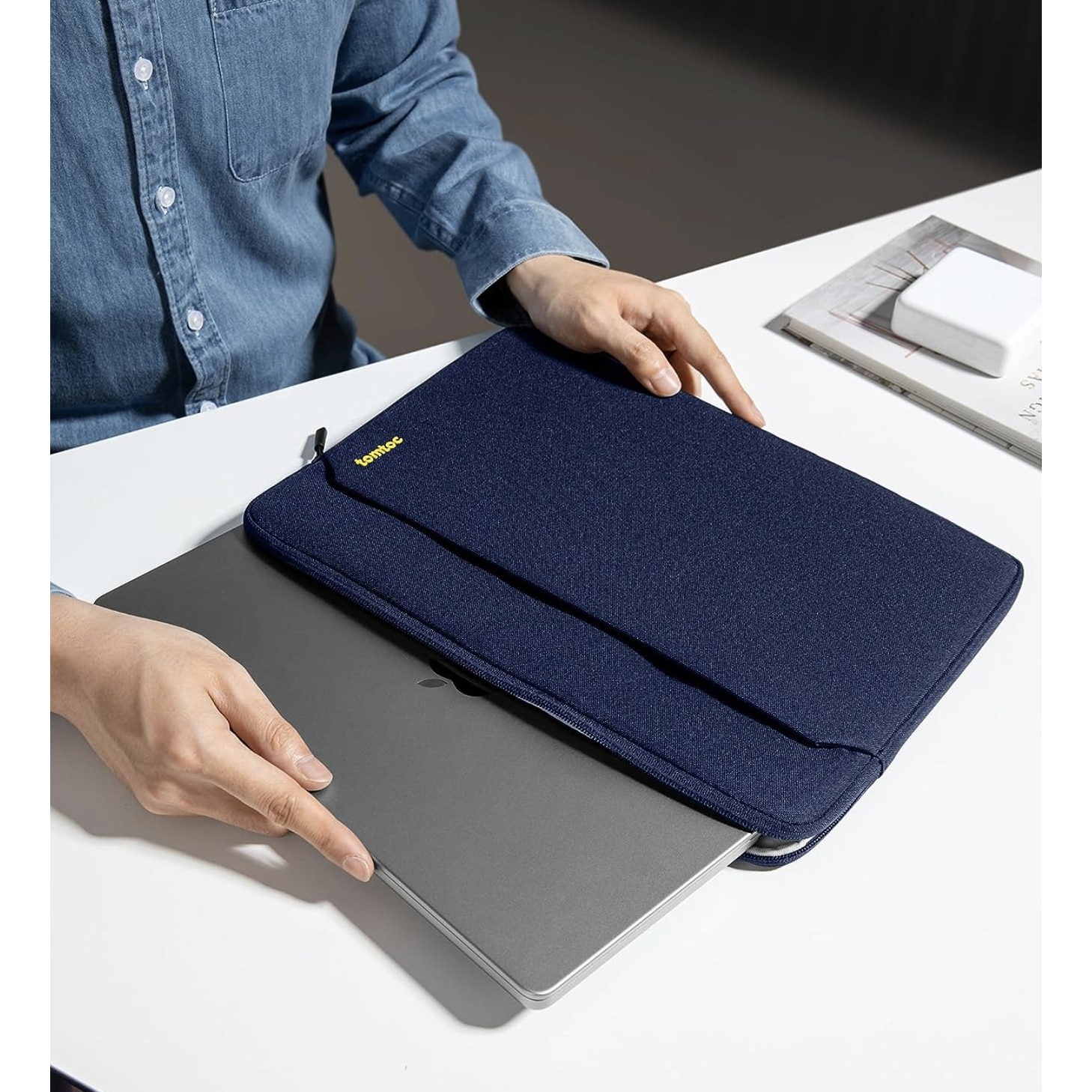 Husa, A18, pentru laptop de 14 inchi, TomToc, albastru