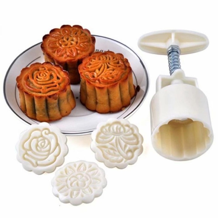 Set 4 bucati, Presa pentru prajituri mooncake, 4 dimensiuni 50g-100g, 12 sabloane decorative, din ABS alimentar, Alb