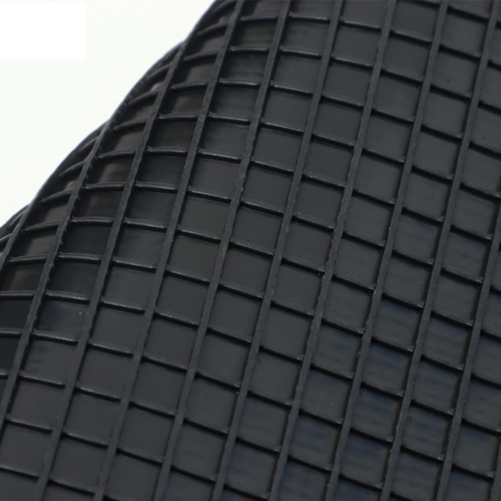 Гумен килим против хлъзгане, гумен балатум за защита на пода на автомобил - модел SQUARE