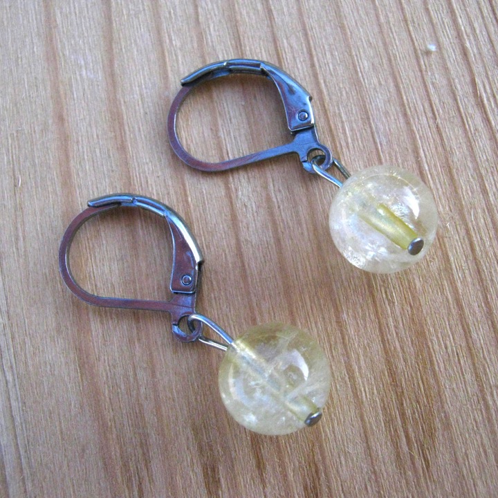 Citrin 1 golyós, biztonsági fülbevaló nemesacél, 8 mm, nikkelmentes, ásvány, sárga, kézműves