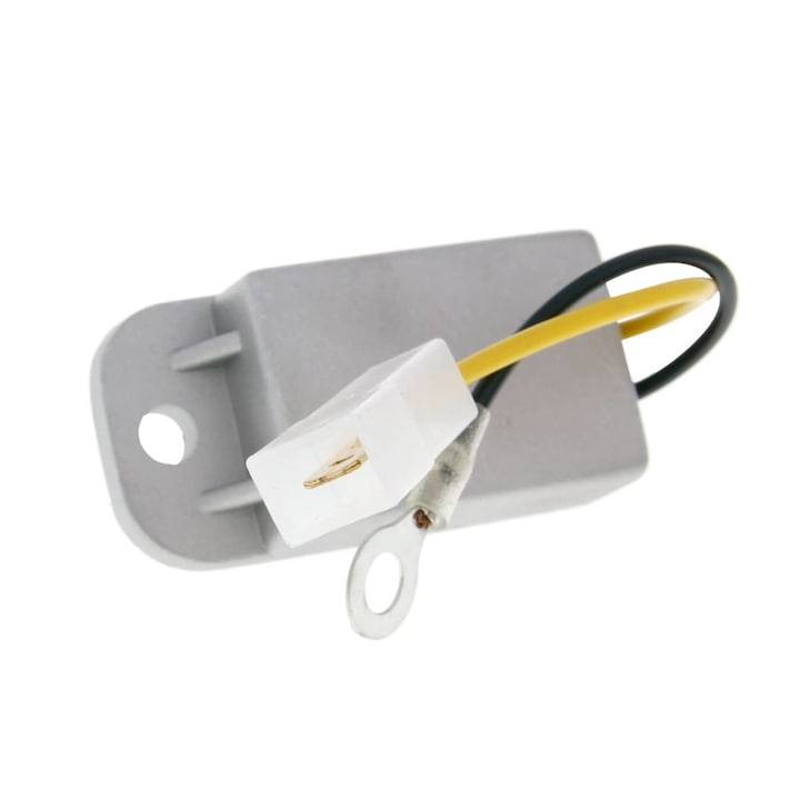 Feszültségszabályzó 6V-os rendszerekhez 101 Octane 2448