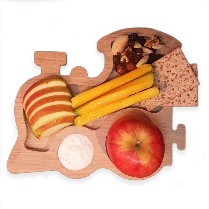 Platou servire pentru copii din lemn de stejar natur in forma de locomotiva, 22 x 19cm