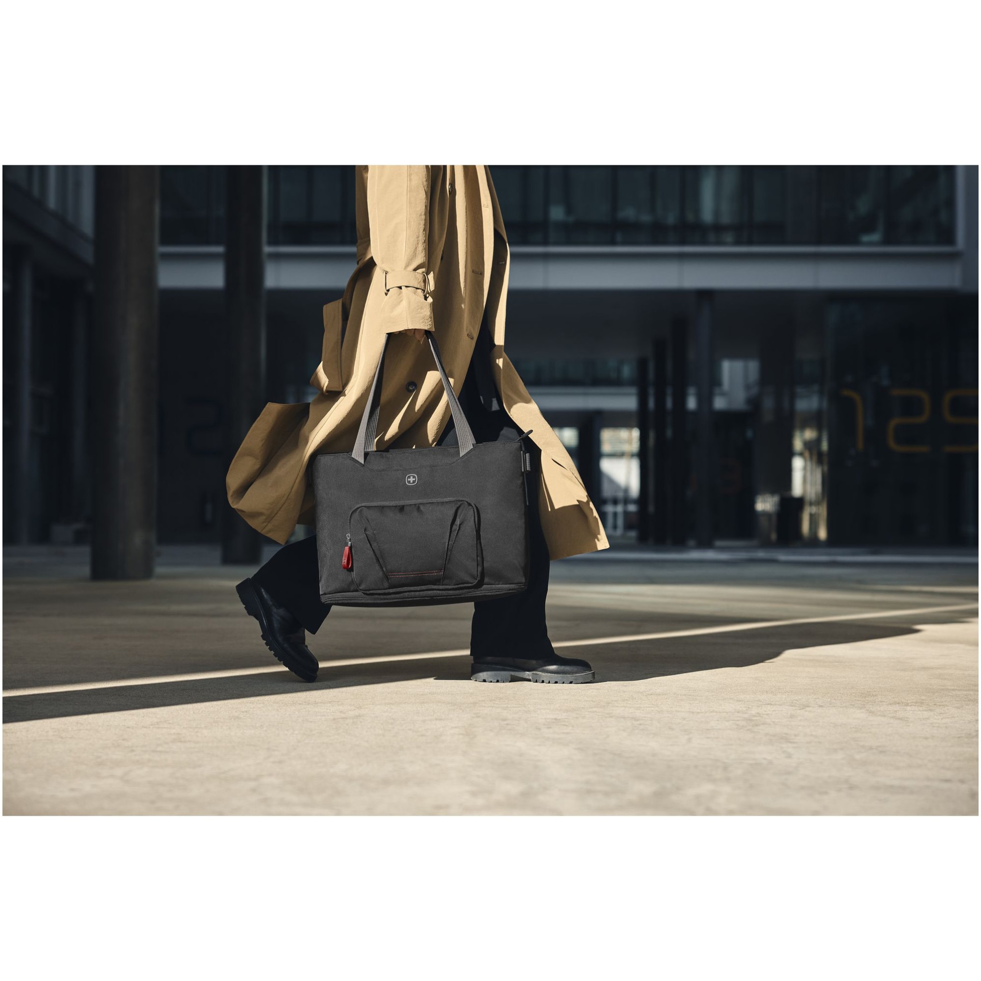 Geanta laptop Deluxe Wenger, 15.6'', buzunar tableta, Negru