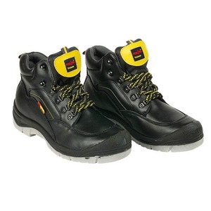 Incaltaminte protectia muncii