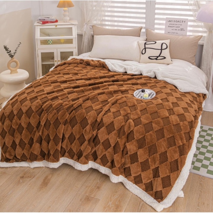 Patura cu blanita pentru pat dublu, Jojo Home, model Romburi, Bicolor, 200x230cm, Maro-Caramiziu