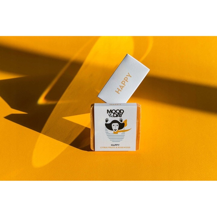 Комплект от 3 натурални сапуна с маслинов аромат, ароматизирани с етерични масла, по 60 г всеки