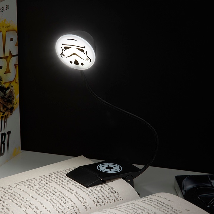 Star Wars Stormtrooper olvasólámpa, könyvre helyezhető, rugalmas, 45 cm magas, 3 AAA elem