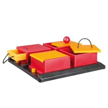 Jucarie Trixie Dog Activity Poker Box, 31×31 cm Jucarie Trixie Dog Activity Poker Box, 31×31 cm