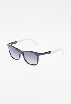 Diesel Ochelari de soare bleumarin cu alb fildes Diesel Ochelari de soare bleumarin cu alb fildes