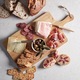 Buscot prémium tálalótálca, Vinga of Sweden, teak fa, fogantyú, könnyen tisztítható, téglalap alakú, barna