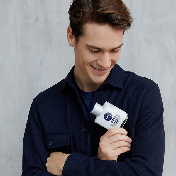 Пакет Nivea: Балсам за след бръснене Nivea Men Protect & Care, 100 мл ...