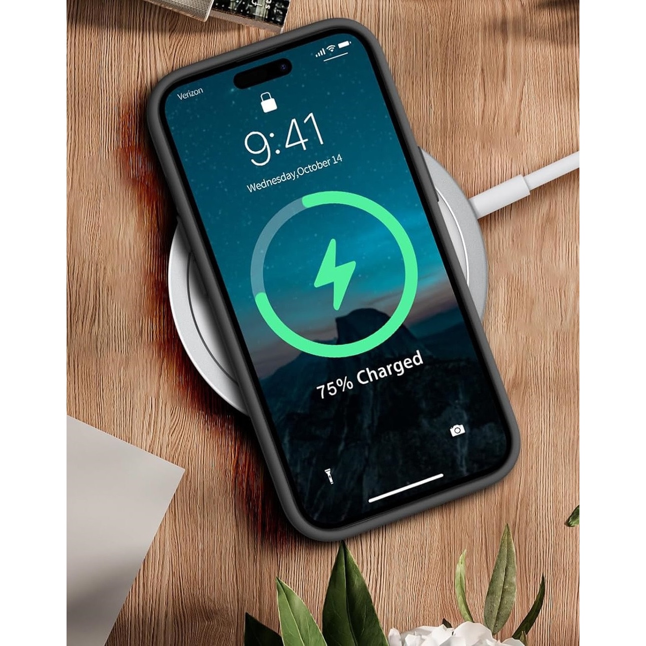Pachet promo: Husa protectie compatibila cu iPhone 15, slim, silicon Negru cu interior din microfibra, protectie camera, protectie ecran, ISAG + Folie protectie din sticla, compatibila cu iPhone 15, cu lipici pe tot ecranul Full Glue, Case Friendly, ISAG®