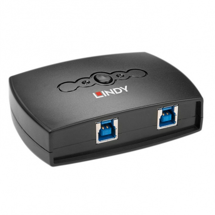Kapcsoló adapter Lindy 43141, 2x USB-B anya - 1x USB-A anya, fekete