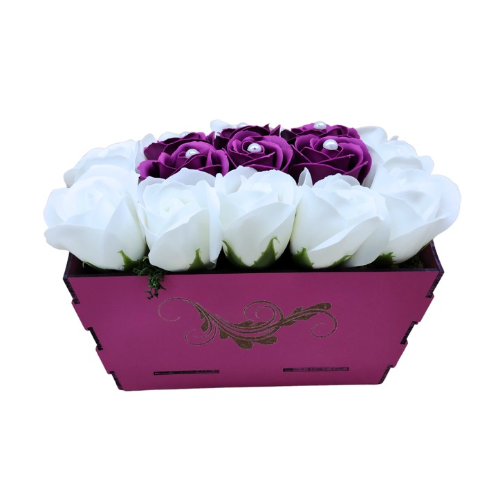Cos din lemn ornamental roz inchis multiform conturat model inclinat - Decorat cu flori de sapun parfumati mov si alb fara mesaj