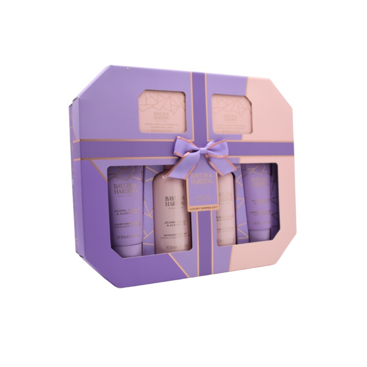 Set 6 Piese Baylis & Harding, Femei, Gel De Dus 300 ml, Crema De Baie 130 ml, Lapte de Baie 300 ml, Lotiune De Corp 130 ml, Sapun De Curatare 150 g, Cristale De Baie 100 g, Extract Ulei De Migdale, Jojoba, Vanilie