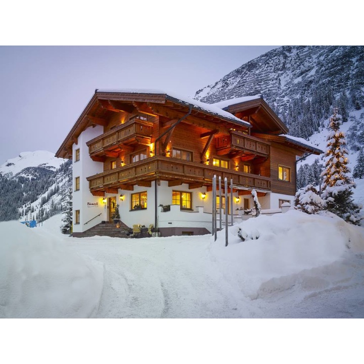 PVC öntapadó tapéta - Cabana La Munte 2, 100 x 150 cm