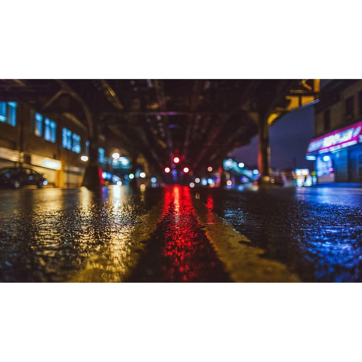 Fototapet autoadeziv PVC - Oras Ploios La Lasarea Serii, 180 x 240 cm