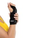 Orteza de stabilizare pentru incheietura mainii, 4FIZJO, confortabila si rezistenta, marime universala, pentru mana dreapta, 3 atele, material spuma, nailon si poliester, ideala pentru recuperare, sport si preventie, stabilizare eficienta, negru
