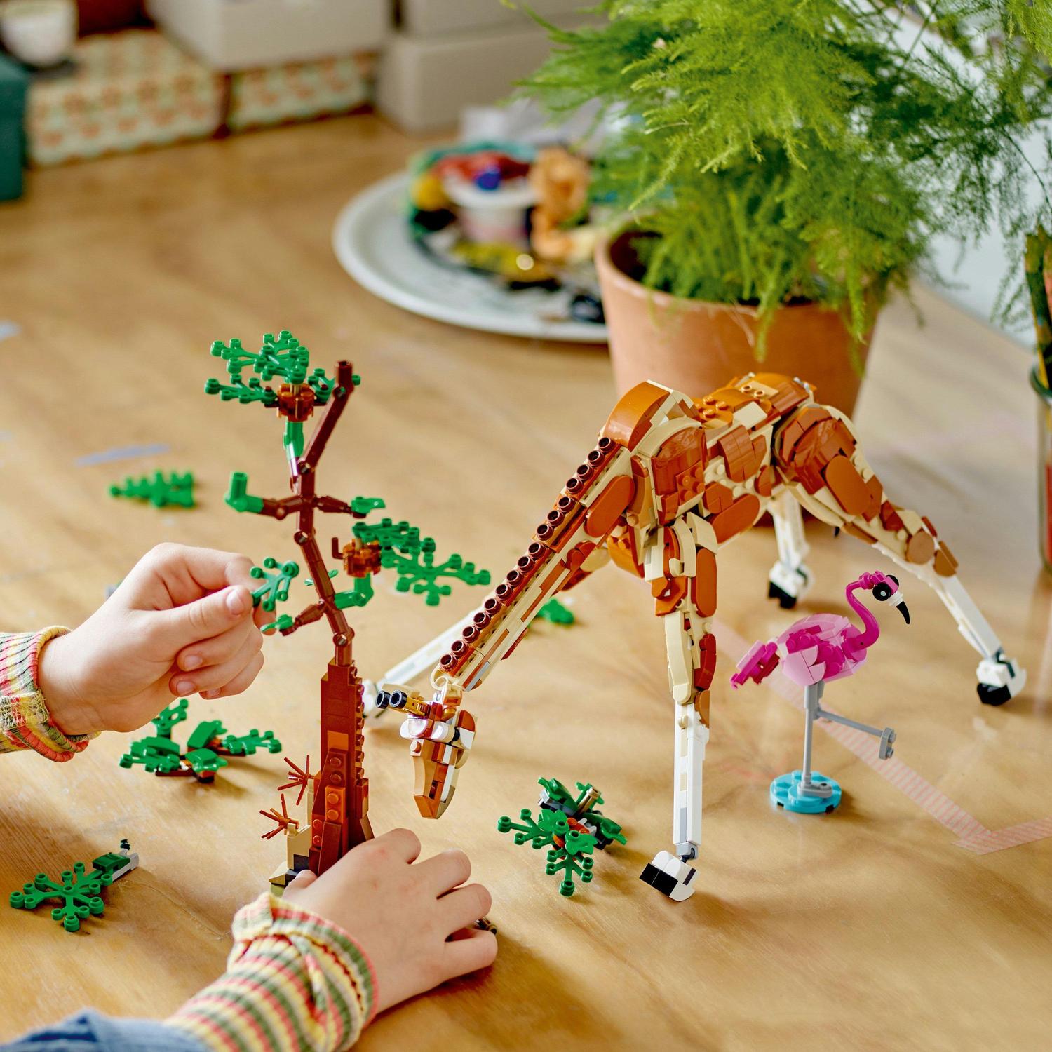 LEGO® Creator 3 in 1 - Animale salbatice din safari 31150, 780