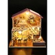 Casa de construit DIY Home Sweet Home, tip macheta, miniatura artizanala, dimensiune 22x20.5x17.5 cm, scala 1:24, cu leduri si accesorii, Doty®️